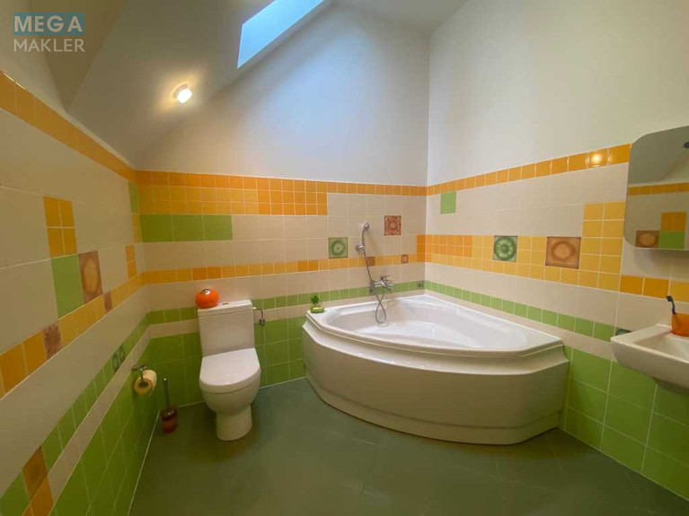 Продаж дома, 2 поверху, 265 кв.м, 5 кімнат, ділянка 24 сотки, <a class="location-link" href="/procov/" title="Недвижимость Проців">Проців</a>, Центральна (изображение 18)