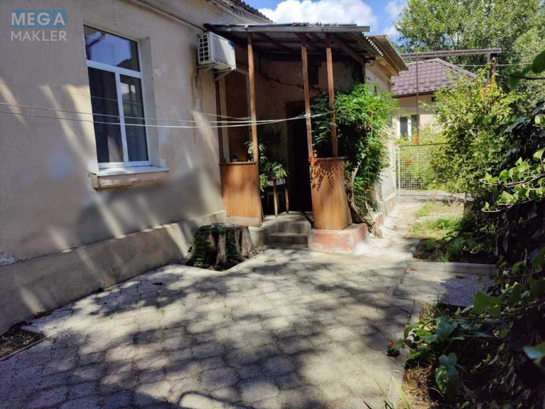 Продаж 4 кімнатної квартири (80/50/10), 1 пов. 1 пов. будинку, <a class="location-link" href="/nikolaev/" title="Недвижимость Миколаїв">Миколаїв</a>, <a class="location-link" href="/nikolaev/centralnyj/" title="Недвижимость Центрульний район">Центрульний р-н</a>, Адмиральская, 16 (изображение 4)