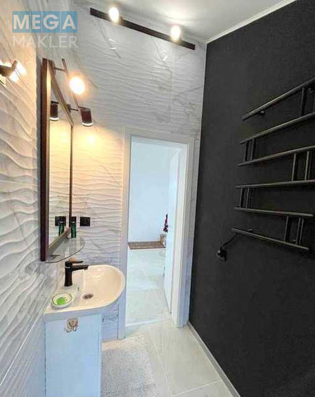Продаж дома, 2 поверху, 163 кв.м, 4 кімнати, ділянка 3 сотки, <a class="location-link" href="/nikolaev/" title="Недвижимость Миколаїв">Миколаїв</a>, <a class="location-link" href="/nikolaev/centralnyj/" title="Недвижимость Центрульний район">Центрульний р-н</a>, Столярная (изображение 10)