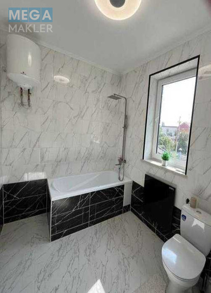 Продаж дома, 2 поверху, 163 кв.м, 4 кімнати, ділянка 3 сотки, <a class="location-link" href="/nikolaev/" title="Недвижимость Миколаїв">Миколаїв</a>, <a class="location-link" href="/nikolaev/centralnyj/" title="Недвижимость Центрульний район">Центрульний р-н</a>, Столярная (изображение 14)