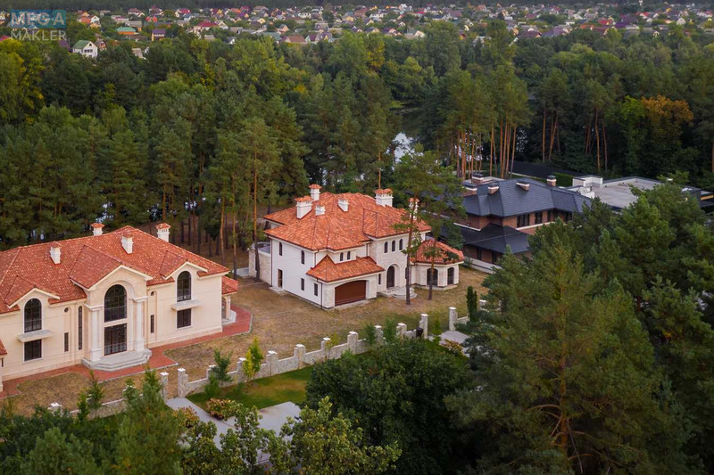 Продаж дома, 2&nbsp;поверху, 398&nbsp;кв.м, 7&nbsp;кімнат, ділянка 23&nbsp;сотки, <a class="location-link" href="/lebedevka-selo-kv-vyshgorodskij-rajon/" title="Недвижимость Лебедівка">Лебедівка</a>, Центральная, 16 (изображение 23)