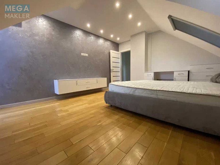 Продаж дома, 2 поверху, 220 кв.м, 5 кімнат, ділянка 10 соток, <a class="location-link" href="/vyshgorod/" title="Недвижимость Вишгород">Вишгород</a>, шевченко (изображение 4)
