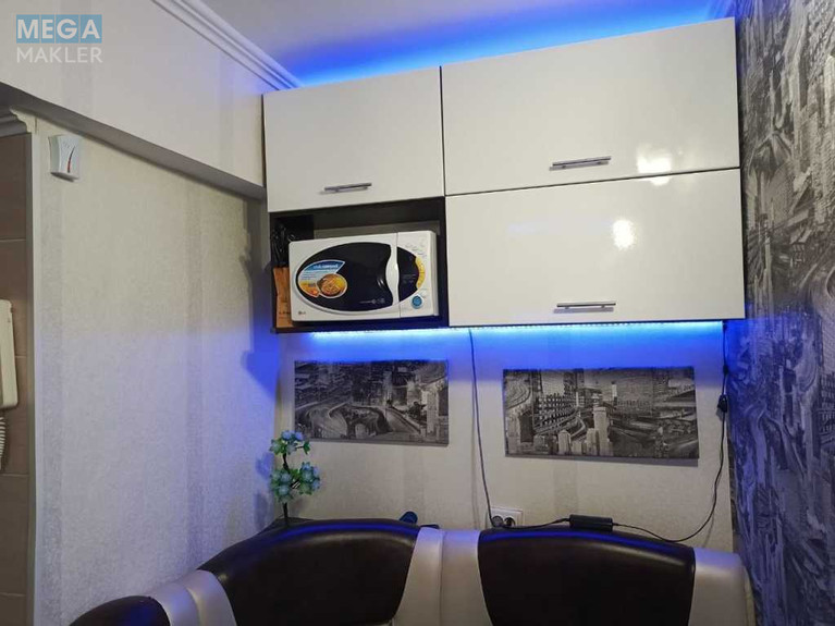 Продаж 20 кімнатної квартири (581,3/?/?), 1 пов. 5 пов. будинку, <a class="location-link" href="/kiev/" title="Недвижимость Київ">Київ</a>, <a class="location-link" href="/kiev/darnickij/" title="Недвижимость Дарницький район">Дарницький р-н</a>, Бориспольская ул., 3/1 (изображение 4)