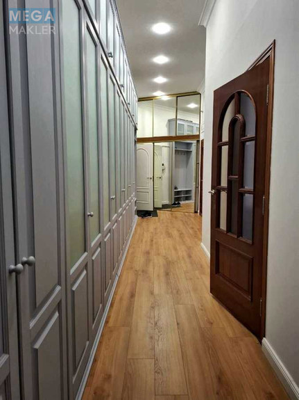 Оренда 3 кімнатної квартири, <a class="location-link" href="/kiev/" title="Недвижимость Київ">Київ</a>, <a class="location-link" href="/kiev/shevchenkovskij/" title="Недвижимость Шевченківський район">Шевченківський р-н</a>, Михайловская ул., 24в (изображение 8)