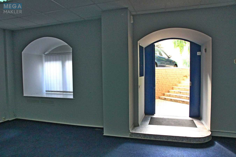 Оренда комерційної нерухомості, 85 кв.м, под офис, <a class="location-link" href="/kiev/" title="Недвижимость Київ">Київ</a>, <a class="location-link" href="/kiev/shevchenkovskij/" title="Недвижимость Шевченківський район">Шевченківський р-н</a>, Січових Стрільців вул., 58/2в (изображение 2)