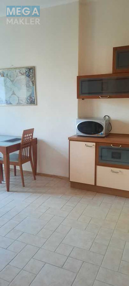 Продаж 2 кімнатної квартири (81/49/13,4), 4 пов. 6 пов. будинку, <a class="location-link" href="/kiev/" title="Недвижимость Київ">Київ</a>, <a class="location-link" href="/kiev/pecherskij/" title="Недвижимость Печерський район">Печерський р-н</a>, Шелковичная ул., 32/34 (изображение 2)