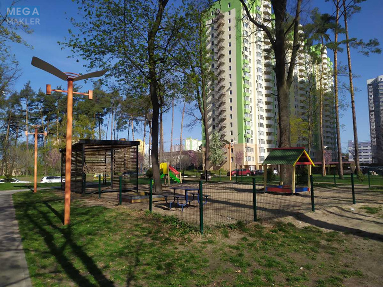 Продаж 1 кімнатної квартири (39/20/8), 2 пов. 20 пов. будинку, <a class="location-link" href="/kiev/" title="Недвижимость Київ">Київ</a>, <a class="location-link" href="/kiev/svyatoshinskij/" title="Недвижимость Святошинський район">Святошинський р-н</a>, Пономарева ул., 26 (изображение 4)