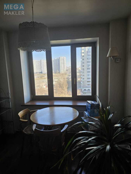 Продаж 3 кімнатної квартири (98/53/12), 7 пов. 18 пов. будинку, <a class="location-link" href="/kiev/" title="Недвижимость Київ">Київ</a>, <a class="location-link" href="/kiev/darnickij/" title="Недвижимость Дарницький район">Дарницький р-н</a>, Миколи Бажана просп., 24/1 (изображение 3)