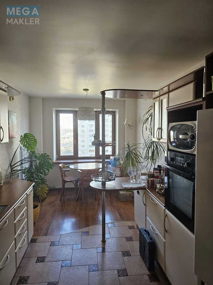 Продаж 3 кімнатної квартири (98/53/12), 7 пов. 18 пов. будинку, <a class="location-link" href="/kiev/" title="Недвижимость Київ">Київ</a>, <a class="location-link" href="/kiev/darnickij/" title="Недвижимость Дарницький район">Дарницький р-н</a>, Миколи Бажана просп., 24/1 (изображение 8)