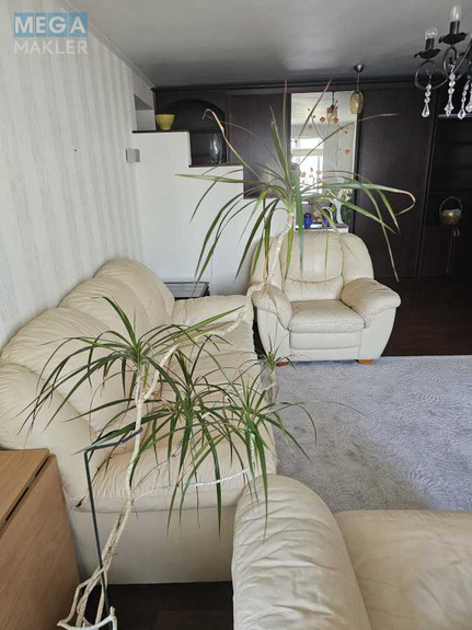 Продаж 3 кімнатної квартири (98/53/12), 7 пов. 18 пов. будинку, <a class="location-link" href="/kiev/" title="Недвижимость Київ">Київ</a>, <a class="location-link" href="/kiev/darnickij/" title="Недвижимость Дарницький район">Дарницький р-н</a>, Миколи Бажана просп., 24/1 (изображение 9)