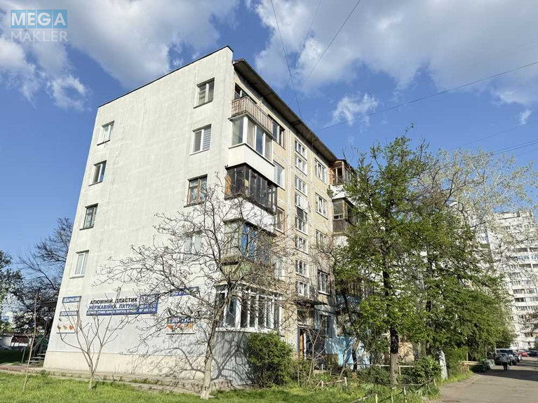 Продаж 2 кімнатної квартири (44/29/7), 4 пов. 5 пов. будинку, <a class="location-link" href="/kiev/" title="Недвижимость Київ">Київ</a>, <a class="location-link" href="/kiev/dneprovskij/" title="Недвижимость Дніпровський район">Дніпровський р-н</a>, Миропольская ул., 27/16 (изображение 21)