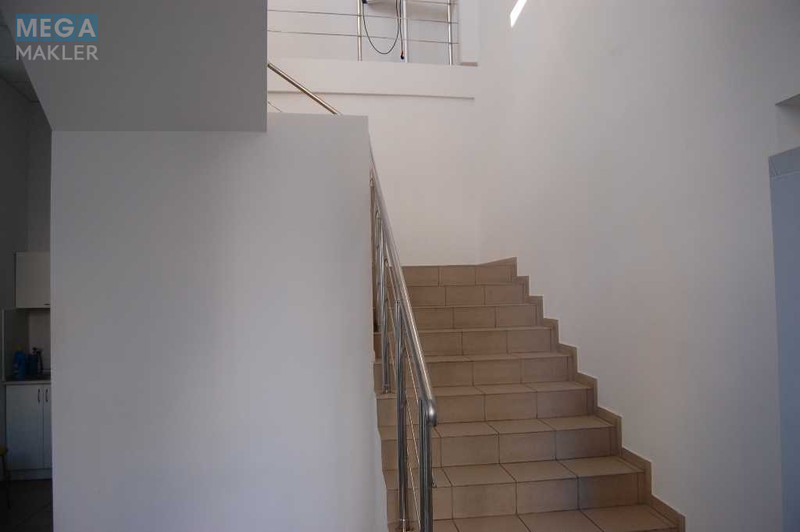 Продаж комерційної нерухомості, 517 кв.м, под магазин, <a class="location-link" href="/kiev/" title="Недвижимость Київ">Київ</a>, <a class="location-link" href="/kiev/dneprovskij/" title="Недвижимость Дніпровський район">Дніпровський р-н</a>, Митрополита Андрея Шептицкого ул., 10 (изображение 10)