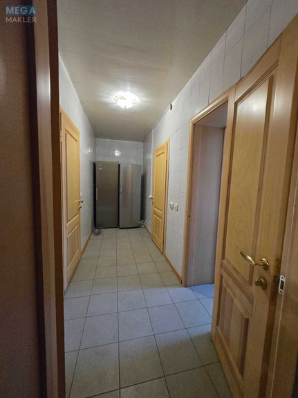 Продаж дома, 3 поверху, 210,90 кв.м, 5 кімнат, ділянка 25 соток, <a class="location-link" href="/velikaya-olshanka/" title="Недвижимость Велика Вільшанка">Велика Вільшанка</a>, Велика Вільшанка (изображение 6)