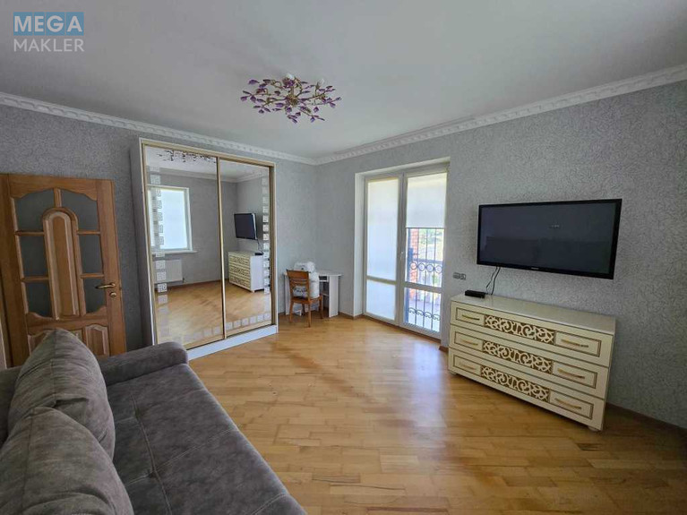 Продаж дома, 3 поверху, 210,90 кв.м, 5 кімнат, ділянка 25 соток, <a class="location-link" href="/velikaya-olshanka/" title="Недвижимость Велика Вільшанка">Велика Вільшанка</a>, Велика Вільшанка (изображение 10)