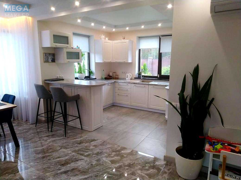 Продаж дома, 2 поверху, 220 кв.м, 5 кімнат, ділянка 10 соток, <a class="location-link" href="/vysshaya-dubechnya/" title="Недвижимость Вища Дубечня">Вища Дубечня</a>, Шевченка, 3 (изображение 3)