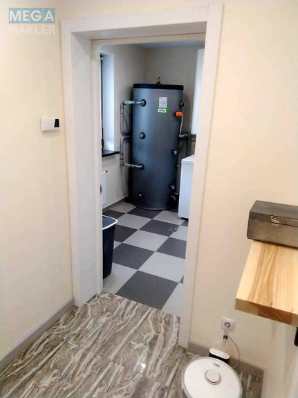 Продаж дома, 2 поверху, 220 кв.м, 5 кімнат, ділянка 10 соток, <a class="location-link" href="/vysshaya-dubechnya/" title="Недвижимость Вища Дубечня">Вища Дубечня</a>, Шевченка, 3 (изображение 10)