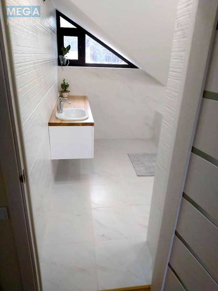 Продаж дома, 2 поверху, 220 кв.м, 5 кімнат, ділянка 10 соток, <a class="location-link" href="/vysshaya-dubechnya/" title="Недвижимость Вища Дубечня">Вища Дубечня</a>, Шевченка, 3 (изображение 16)