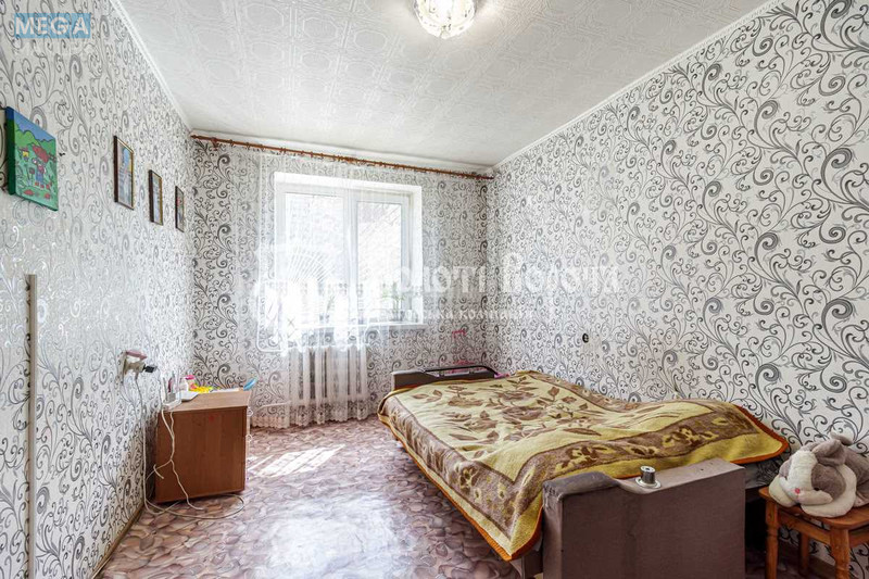 Продаж 3 кімнатної квартири (73,2/42/8,3), 1 пов. 10 пов. будинку, <a class="location-link" href="/kiev/" title="Недвижимость Київ">Київ</a>, <a class="location-link" href="/kiev/svyatoshinskij/" title="Недвижимость Святошинський район">Святошинський р-н</a>, Василя Стуса вул., 9 (изображение 4)