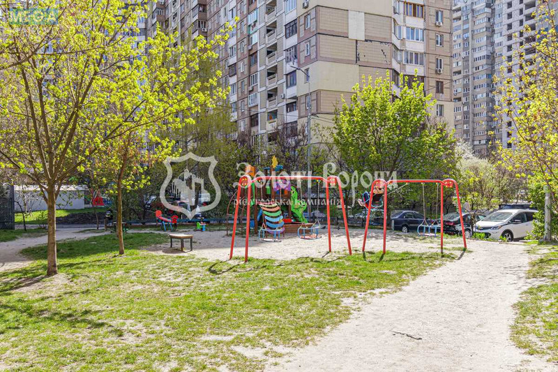 Продаж 3 кімнатної квартири (73,2/42/8,3), 1 пов. 10 пов. будинку, <a class="location-link" href="/kiev/" title="Недвижимость Київ">Київ</a>, <a class="location-link" href="/kiev/svyatoshinskij/" title="Недвижимость Святошинський район">Святошинський р-н</a>, Василя Стуса вул., 9 (изображение 21)