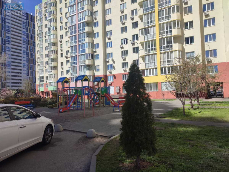 Оренда комерційної нерухомості, 76 кв.м, под магазин, <a class="location-link" href="/kiev/" title="Недвижимость Київ">Київ</a>, <a class="location-link" href="/kiev/dneprovskij/" title="Недвижимость Дніпровський район">Дніпровський р-н</a>, Комбинатная ул., 25 (изображение 13)