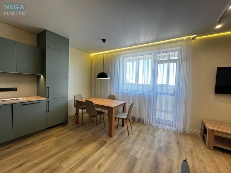 Оренда 2 кімнатної квартири, <a class="location-link" href="/kiev/" title="Недвижимость Київ">Київ</a>, <a class="location-link" href="/kiev/solomenskij/" title="Недвижимость Солом'янський район">Солом'янський р-н</a>, Повітрофлотський просп., 56 (изображение 4)