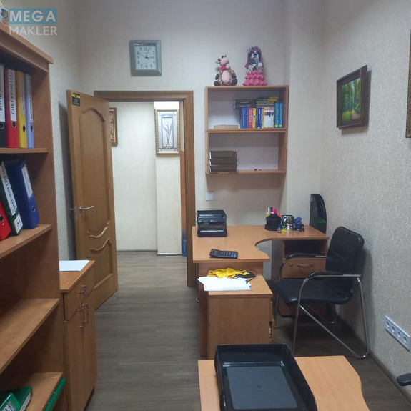 Продаж комерційної нерухомості, 60 кв.м, под офис, <a class="location-link" href="/kiev/" title="Недвижимость Київ">Київ</a>, <a class="location-link" href="/kiev/shevchenkovskij/" title="Недвижимость Шевченківський район">Шевченківський р-н</a>, Крещатик ул., 10б (изображение 5)