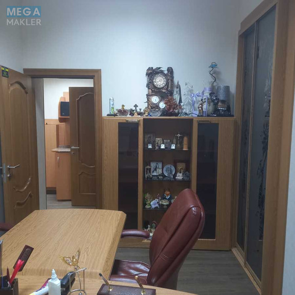 Продаж комерційної нерухомості, 60 кв.м, под офис, <a class="location-link" href="/kiev/" title="Недвижимость Київ">Київ</a>, <a class="location-link" href="/kiev/shevchenkovskij/" title="Недвижимость Шевченківський район">Шевченківський р-н</a>, Крещатик ул., 10б (изображение 11)