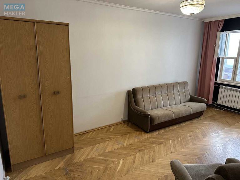 Оренда 3 кімнатної квартири, <a class="location-link" href="/kiev/" title="Недвижимость Київ">Київ</a>, <a class="location-link" href="/kiev/goloseevskij/" title="Недвижимость Голосіївський район">Голосіївський р-н</a>, Деміївська вул., 53 (изображение 2)