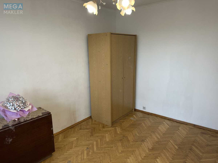 Оренда 3 кімнатної квартири, <a class="location-link" href="/kiev/" title="Недвижимость Київ">Київ</a>, <a class="location-link" href="/kiev/goloseevskij/" title="Недвижимость Голосіївський район">Голосіївський р-н</a>, Деміївська вул., 53 (изображение 7)