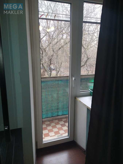 Оренда 1 кімнатної квартири, <a class="location-link" href="/kiev/" title="Недвижимость Київ">Київ</a>, <a class="location-link" href="/kiev/pecherskij/" title="Недвижимость Печерський район">Печерський р-н</a>, Леси Украинки бульв. (изображение 3)