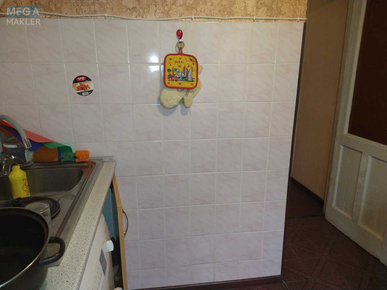 Оренда 1 кімнатної квартири, <a class="location-link" href="/kiev/" title="Недвижимость Київ">Київ</a>, <a class="location-link" href="/kiev/pecherskij/" title="Недвижимость Печерський район">Печерський р-н</a>, Леси Украинки бульв. (изображение 6)