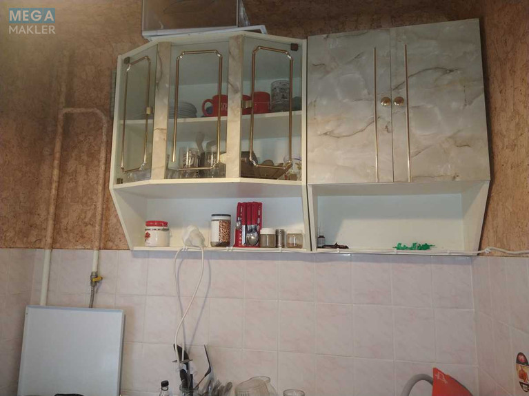 Оренда 1 кімнатної квартири, <a class="location-link" href="/kiev/" title="Недвижимость Київ">Київ</a>, <a class="location-link" href="/kiev/pecherskij/" title="Недвижимость Печерський район">Печерський р-н</a>, Леси Украинки бульв. (изображение 7)