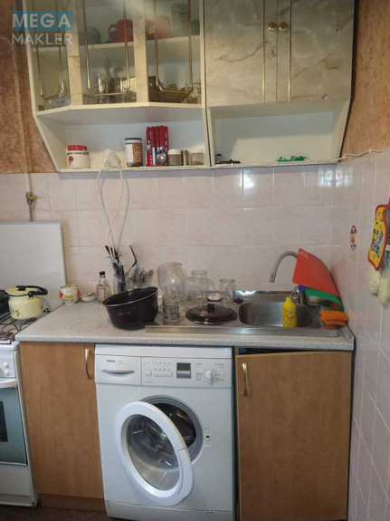 Оренда 1 кімнатної квартири, <a class="location-link" href="/kiev/" title="Недвижимость Київ">Київ</a>, <a class="location-link" href="/kiev/pecherskij/" title="Недвижимость Печерський район">Печерський р-н</a>, Леси Украинки бульв. (изображение 8)