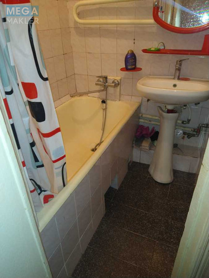 Оренда 1 кімнатної квартири, <a class="location-link" href="/kiev/" title="Недвижимость Київ">Київ</a>, <a class="location-link" href="/kiev/pecherskij/" title="Недвижимость Печерський район">Печерський р-н</a>, Леси Украинки бульв. (изображение 14)