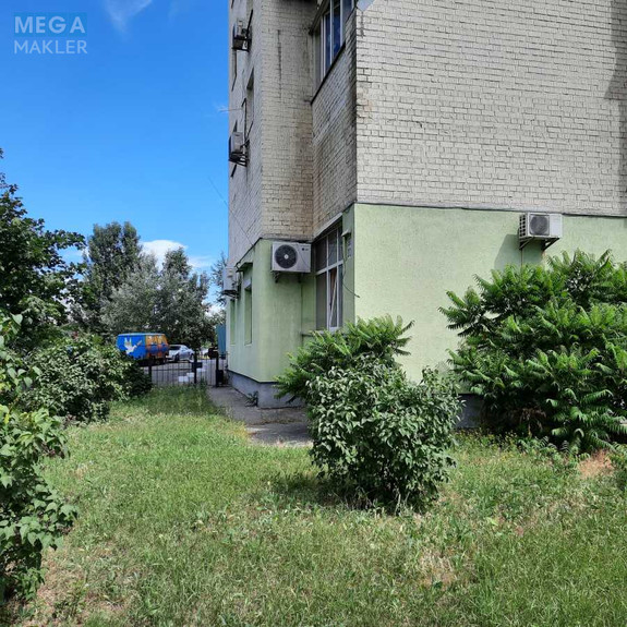 Оренда комерційної нерухомості, 202 кв.м, под магазин, <a class="location-link" href="/kiev/" title="Недвижимость Київ">Київ</a>, <a class="location-link" href="/kiev/darnickij/" title="Недвижимость Дарницький район">Дарницький р-н</a>, Миколи Бажана просп., 30 (изображение 6)