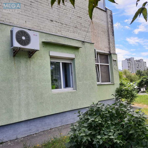 Оренда комерційної нерухомості, 202 кв.м, под магазин, <a class="location-link" href="/kiev/" title="Недвижимость Київ">Київ</a>, <a class="location-link" href="/kiev/darnickij/" title="Недвижимость Дарницький район">Дарницький р-н</a>, Миколи Бажана просп., 30 (изображение 7)
