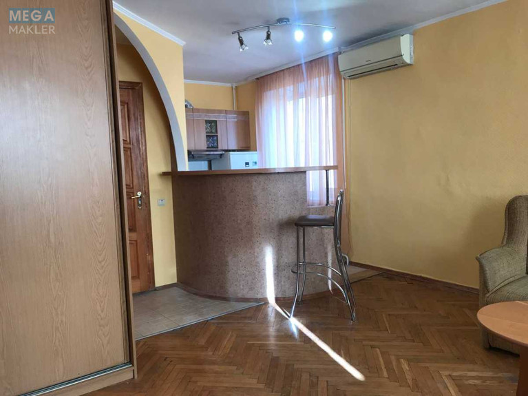 Оренда 1 кімнатної квартири, <a class="location-link" href="/kiev/" title="Недвижимость Київ">Київ</a>, <a class="location-link" href="/kiev/shevchenkovskij/" title="Недвижимость Шевченківський район">Шевченківський р-н</a>, Мельникова ул., 87 (изображение 5)