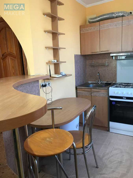 Оренда 1 кімнатної квартири, <a class="location-link" href="/kiev/" title="Недвижимость Київ">Київ</a>, <a class="location-link" href="/kiev/shevchenkovskij/" title="Недвижимость Шевченківський район">Шевченківський р-н</a>, Мельникова ул., 87 (изображение 9)