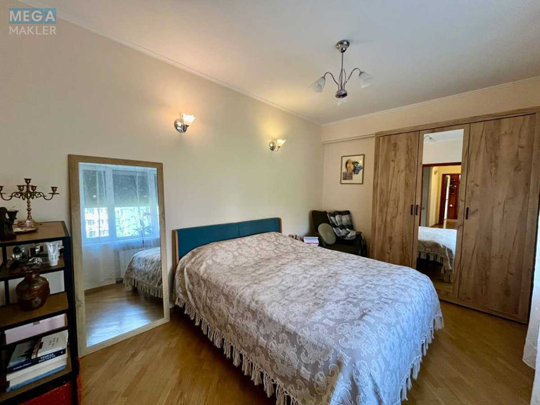 Продаж 3 кімнатної квартири (87,4/65/18,5), 4 пов. 6 пов. будинку, <a class="location-link" href="/kiev/" title="Недвижимость Київ">Київ</a>, <a class="location-link" href="/kiev/shevchenkovskij/" title="Недвижимость Шевченківський район">Шевченківський р-н</a>, Златоустовская ул., 1 (изображение 9)