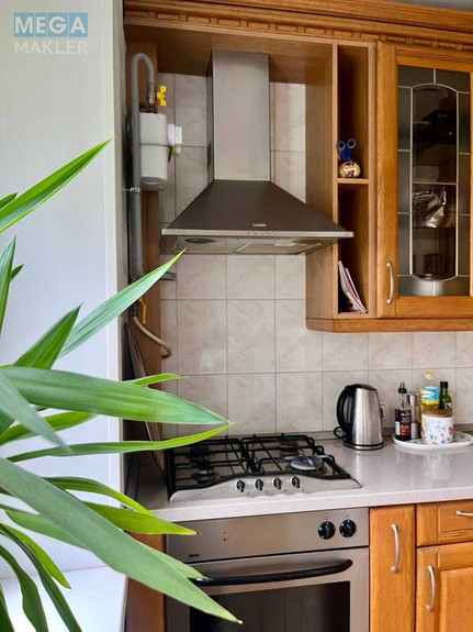 Продаж 3 кімнатної квартири (87,4/65/18,5), 4 пов. 6 пов. будинку, <a class="location-link" href="/kiev/" title="Недвижимость Київ">Київ</a>, <a class="location-link" href="/kiev/shevchenkovskij/" title="Недвижимость Шевченківський район">Шевченківський р-н</a>, Златоустовская ул., 1 (изображение 18)