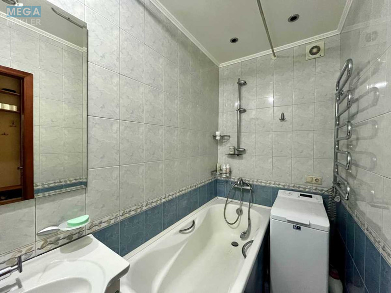 Продаж 3 кімнатної квартири (87,4/65/18,5), 4 пов. 6 пов. будинку, <a class="location-link" href="/kiev/" title="Недвижимость Київ">Київ</a>, <a class="location-link" href="/kiev/shevchenkovskij/" title="Недвижимость Шевченківський район">Шевченківський р-н</a>, Златоустовская ул., 1 (изображение 21)