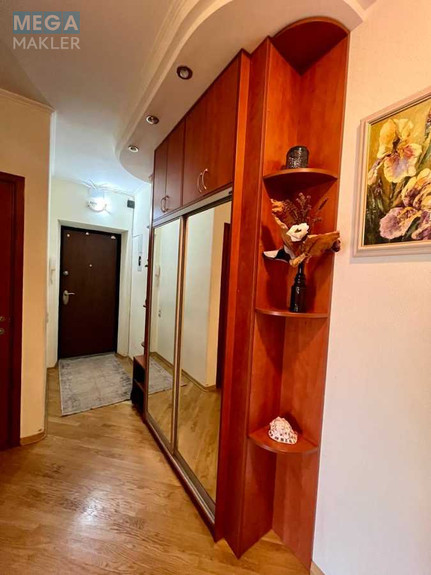 Продаж 3 кімнатної квартири (87,4/65/18,5), 4 пов. 6 пов. будинку, <a class="location-link" href="/kiev/" title="Недвижимость Київ">Київ</a>, <a class="location-link" href="/kiev/shevchenkovskij/" title="Недвижимость Шевченківський район">Шевченківський р-н</a>, Златоустовская ул., 1 (изображение 23)