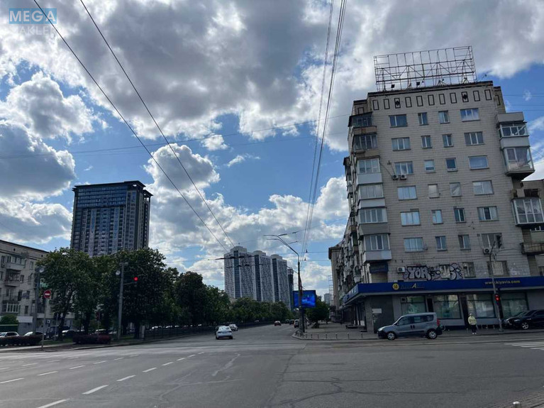 Продаж 3 кімнатної квартири (87,4/65/18,5), 4 пов. 6 пов. будинку, <a class="location-link" href="/kiev/" title="Недвижимость Київ">Київ</a>, <a class="location-link" href="/kiev/shevchenkovskij/" title="Недвижимость Шевченківський район">Шевченківський р-н</a>, Златоустовская ул., 1 (изображение 25)