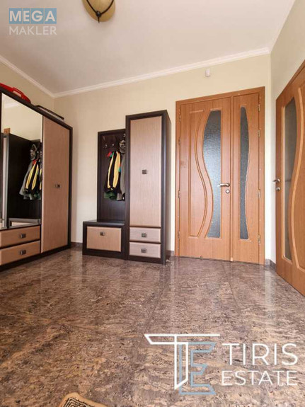 Продаж дома, 2 поверху, 247 кв.м, 5 кімнат, ділянка 15 соток, <a class="location-link" href="/chernovtsi/" title="Недвижимость Чернівці">Чернівці</a>, <a class="location-link" href="/chernovtsi/shevchenkovskij/" title="Недвижимость Шевченківський район">Шевченківський р-н</a>, Путилівська (изображение 8)