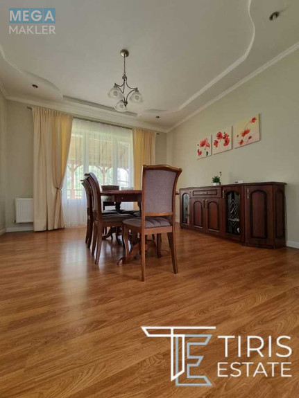 Продаж дома, 2 поверху, 247 кв.м, 5 кімнат, ділянка 15 соток, <a class="location-link" href="/chernovtsi/" title="Недвижимость Чернівці">Чернівці</a>, <a class="location-link" href="/chernovtsi/shevchenkovskij/" title="Недвижимость Шевченківський район">Шевченківський р-н</a>, Путилівська (изображение 10)