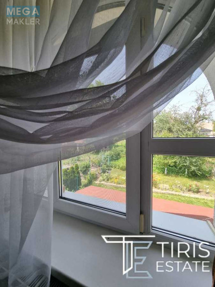 Продаж дома, 2 поверху, 247 кв.м, 5 кімнат, ділянка 15 соток, <a class="location-link" href="/chernovtsi/" title="Недвижимость Чернівці">Чернівці</a>, <a class="location-link" href="/chernovtsi/shevchenkovskij/" title="Недвижимость Шевченківський район">Шевченківський р-н</a>, Путилівська (изображение 13)