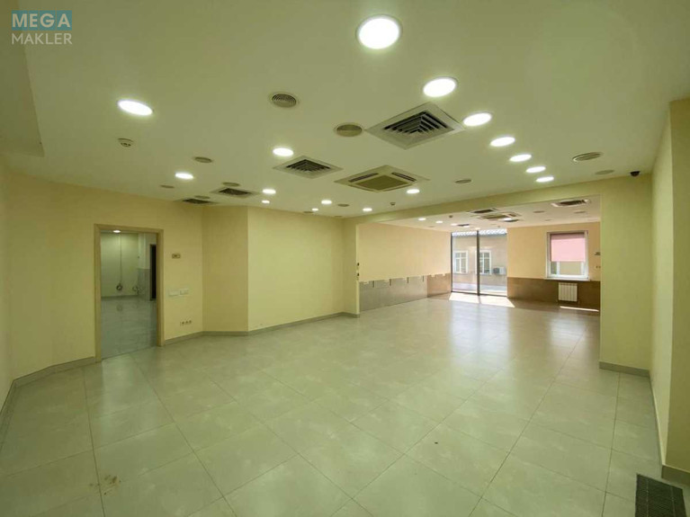 Продаж комерційної нерухомості, 370&nbsp;кв.м, под офис, <a class="location-link" href="/kiev/" title="Недвижимость Київ">Київ</a>, <a class="location-link" href="/kiev/pecherskij/" title="Недвижимость Печерський район">Печерський р-н</a>, Басейна вул., 7в (изображение 5)