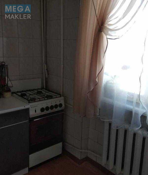Продаж 2 кімнатної квартири (45/?/6), 5 пов. 5 пов. будинку, <a class="location-link" href="/kiev/" title="Недвижимость Київ">Київ</a>, <a class="location-link" href="/kiev/pecherskij/" title="Недвижимость Печерський район">Печерський р-н</a>, Тимірязєвська вул., 4 (изображение 5)