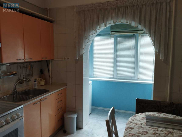 Оренда 2 кімнатної квартири, <a class="location-link" href="/kiev/" title="Недвижимость Київ">Київ</a>, <a class="location-link" href="/kiev/podolskij/" title="Недвижимость Подільський район">Подільський р-н</a>, Маршала Гречка вул., 24Б (изображение 4)