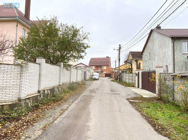 Продаж дома, 3 поверху, 300 кв.м, 5 кімнат, ділянка 6 соток, <a class="location-link" href="/kiev/" title="Недвижимость Київ">Київ</a>, <a class="location-link" href="/kiev/solomenskij/" title="Недвижимость Солом'янський район">Солом'янський р-н</a>, Словечанська вул., 3/1 (изображение 15)